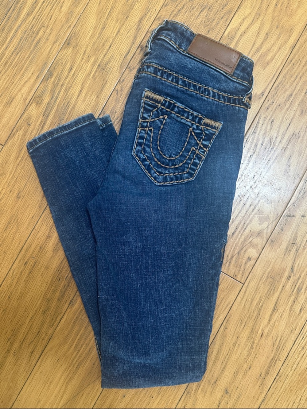 True Religion Women’s Indigo Jennie Curvy Skinny Jeans 25w